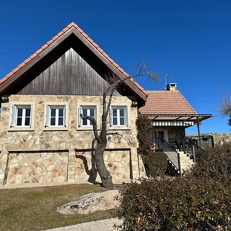 Casita En El Campo Dentro De La Ciudad Dom wakacyjny Ávila