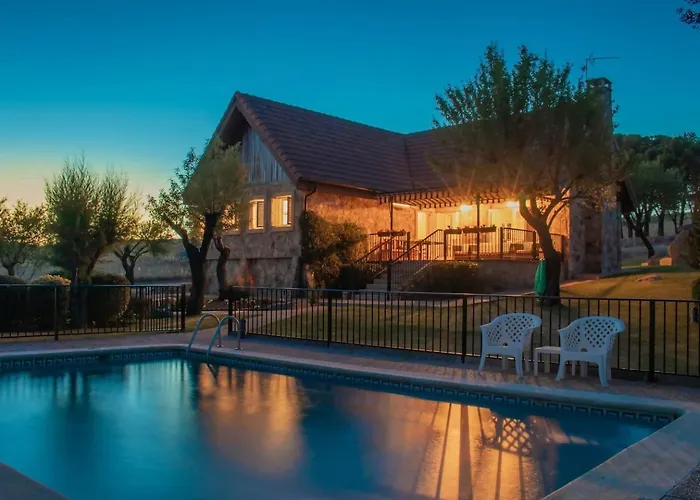 Casita En El Campo Dentro De La Ciudad * Ávila