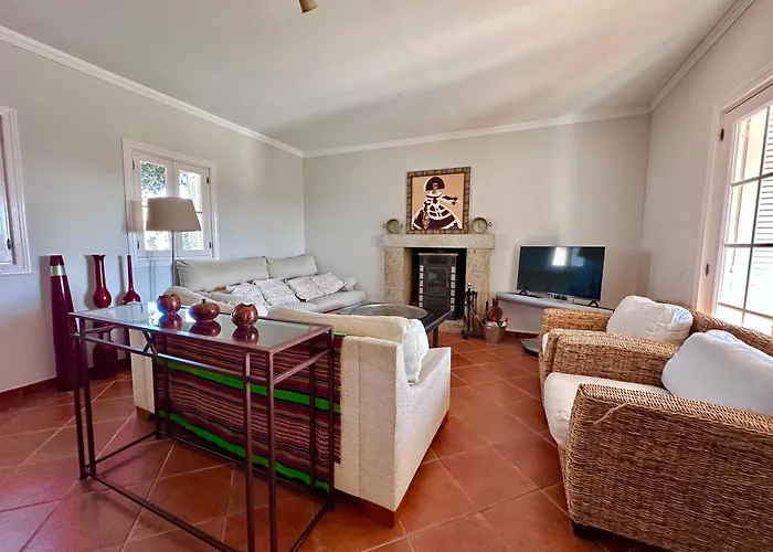 Casita En El Campo Dentro De La Ciudad Ávila